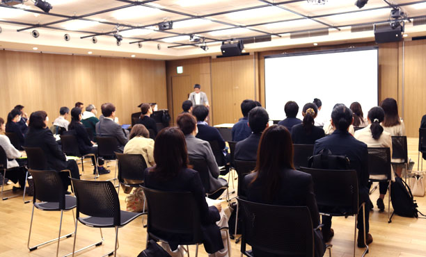 株式会社ウェルミナス 採用サイト｜横浜市青葉区の放課後等デイサービス・福祉・介護の求人